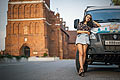 Фотосессия девушка с автомобилем город Правдинск